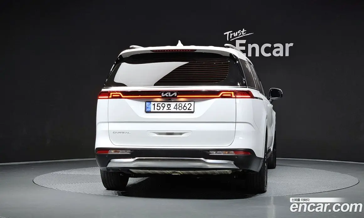 Kia Carnival 2022 2.2 автомат (гидро), фото 3