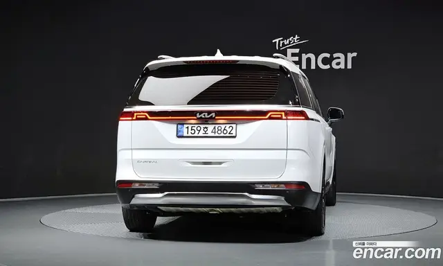 Kia Carnival 2022 2.2 автомат (гидро), миниатюра 3