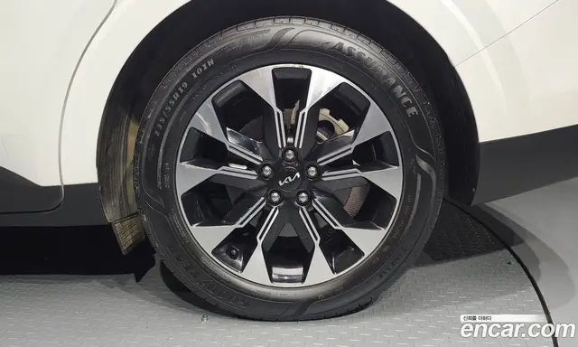 Kia Carnival 2022 2.2 автомат (гидро), миниатюра 6