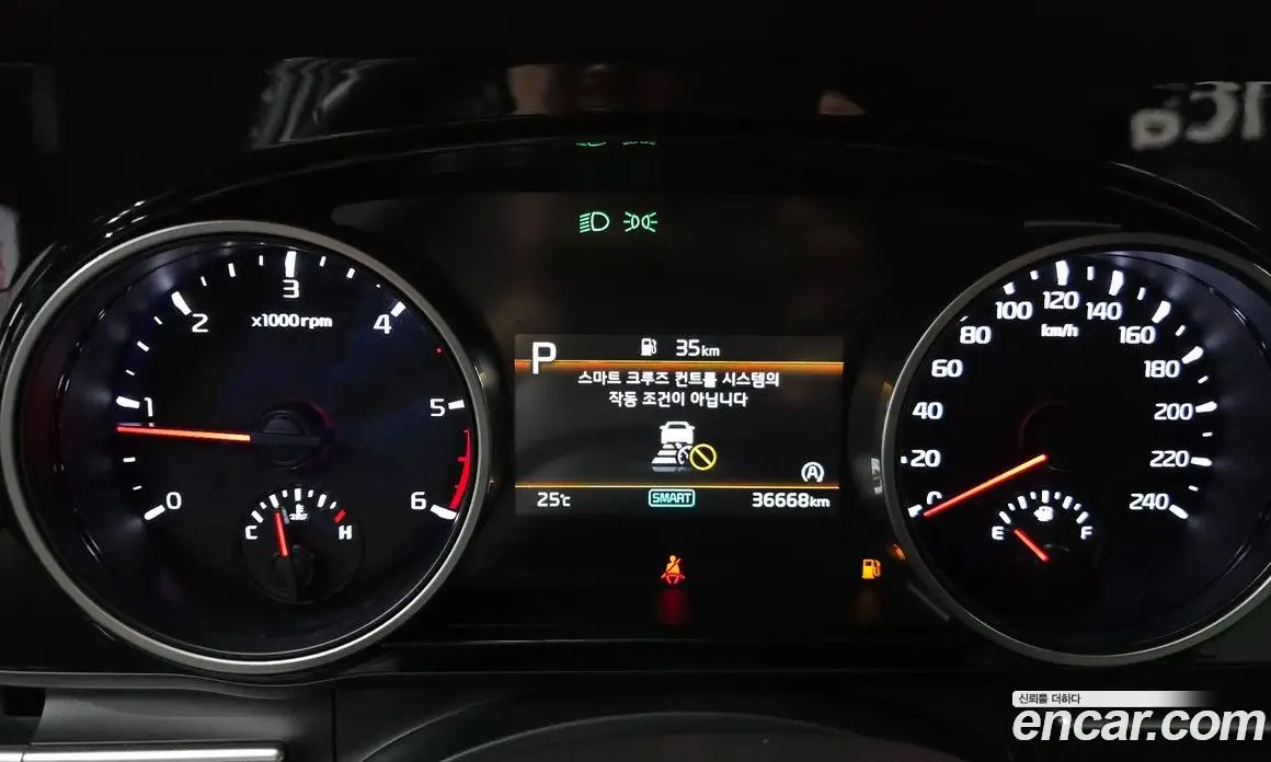 Kia Carnival 2022 2.2 автомат (гидро), фото 10