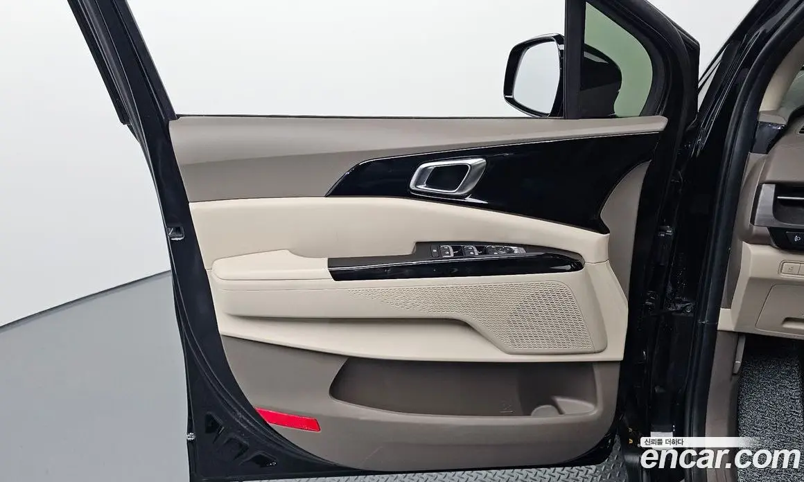 Kia Carnival 2023 2.2 автомат (гидро), фото 14
