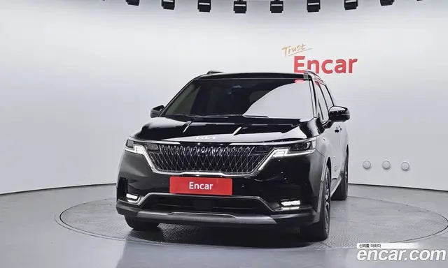 Kia Carnival 2023 2.2 автомат (гидро), миниатюра 3