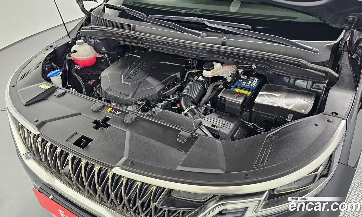 Kia Carnival 2023 2.2 автомат (гидро), фото 6