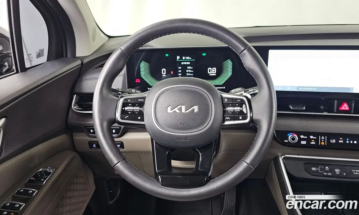 Kia Carnival 2024 2.2 автомат (гидро), фото 20 Kia Carnival 2024 2.2 автомат (гидро), фото 20