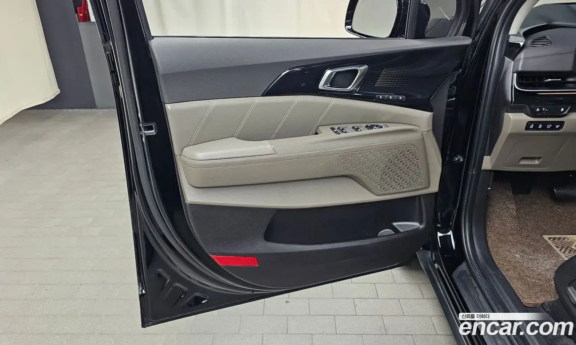 Kia Carnival 2025 1.6 автомат (гидро), фото 14 Kia Carnival 2025 1.6 автомат (гидро), фото 14