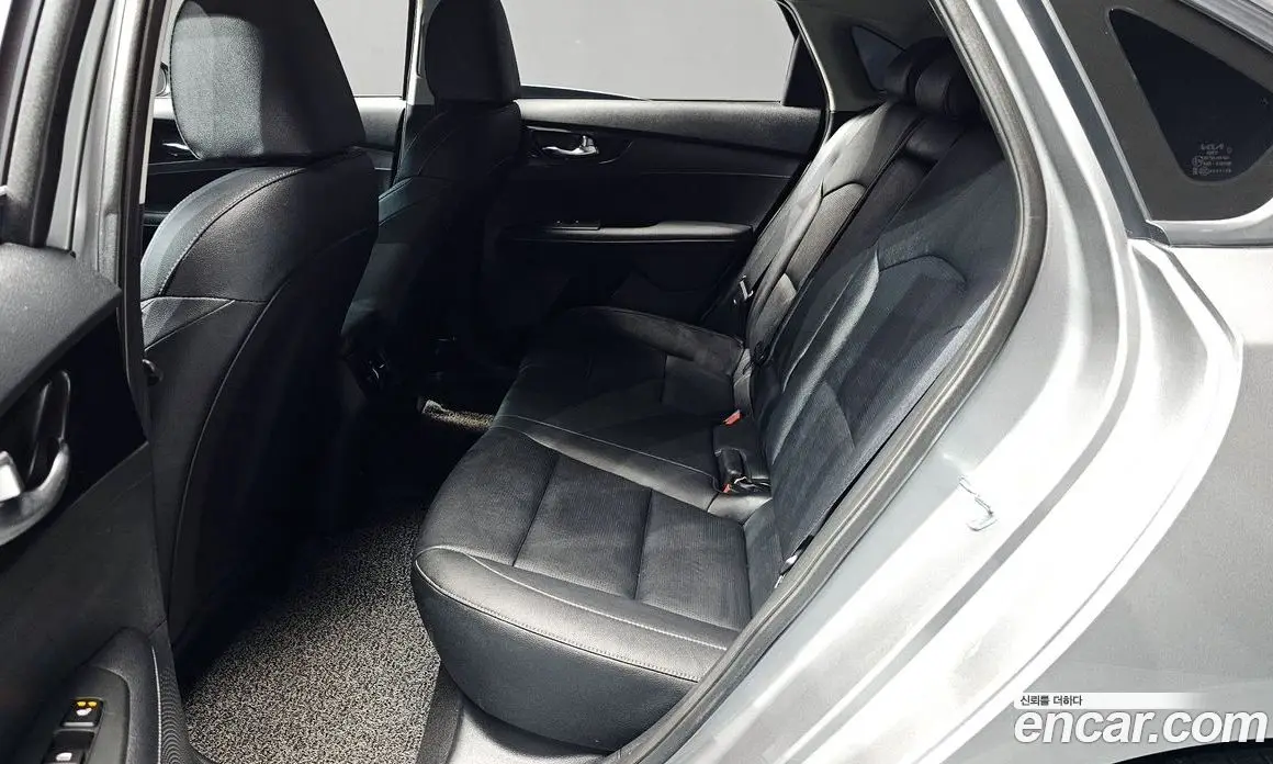 Kia K3 2024 1.6 автомат (гидро), фото 18