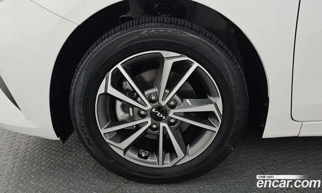 Kia K3 2024 1.6 автомат (гидро), миниатюра 5