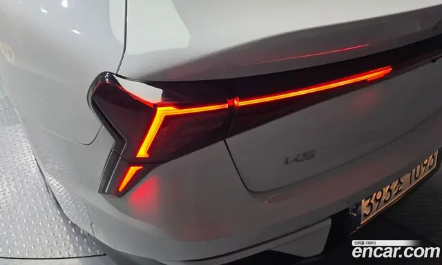 Kia K5 (Optima) 2024 2.0 автомат (гидро), миниатюра 9 Kia K5 (Optima) 2024 2.0 автомат (гидро), миниатюра 9