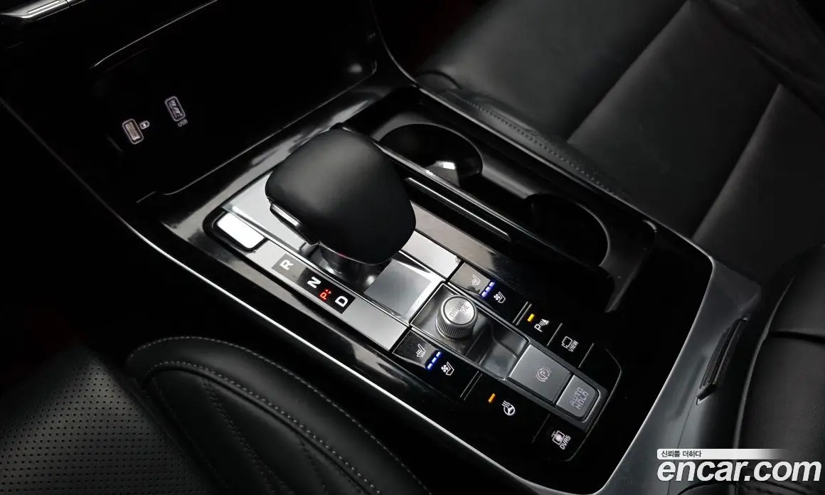 Kia K7 2019 3.0 автомат (гидро), фото 12 Kia K7 2019 3.0 автомат (гидро), фото 12