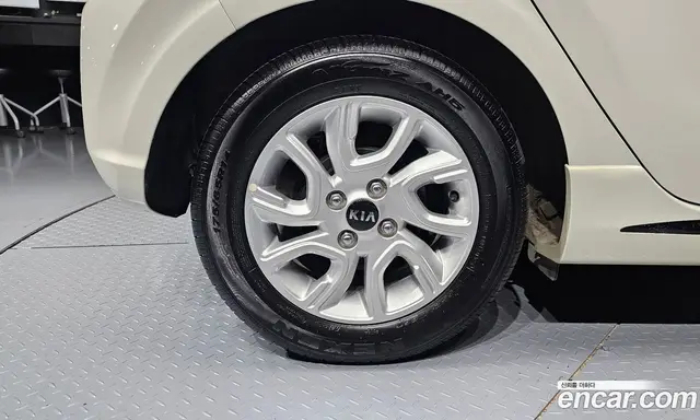 Kia Morning 2017 1.0 автомат (гидро), миниатюра 5