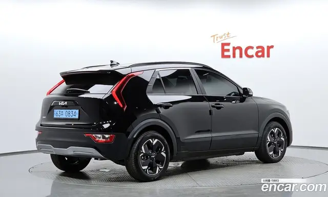 Kia Niro, 2023, 15 112 км