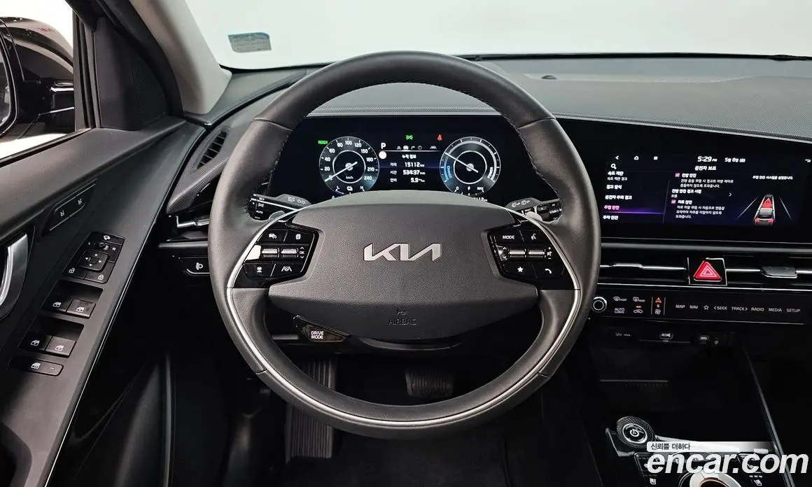 Kia Niro 2023 0.2 автомат (гидро), фото 20
