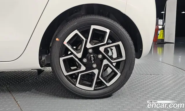 Kia Ray 2026 1.0 автомат (гидро), миниатюра 7