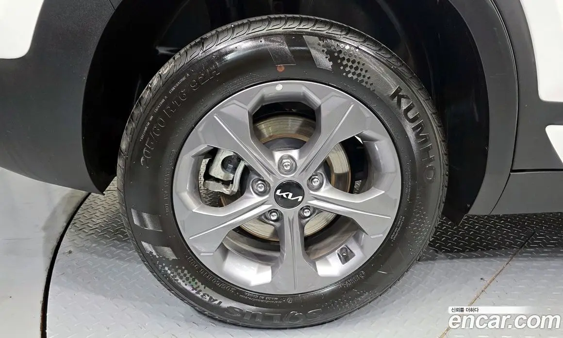 Kia Seltos 2025 1.6 автомат (гидро), фото 5 Kia Seltos 2025 1.6 автомат (гидро), фото 5