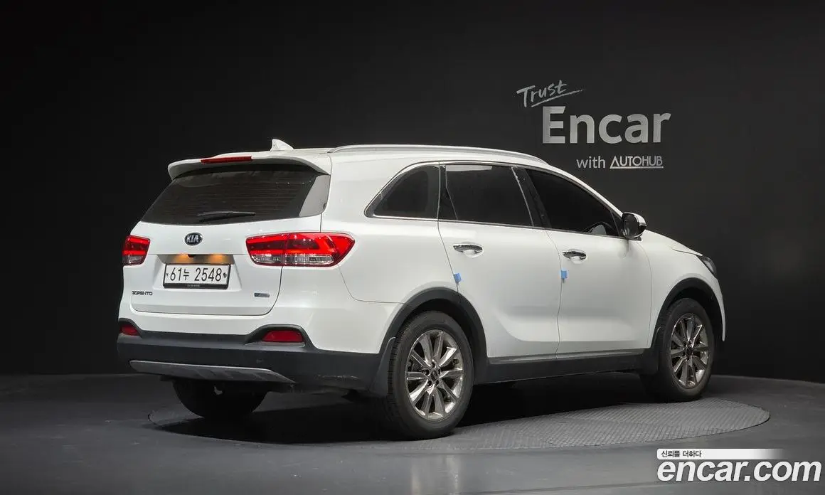 Kia Sorento 2017 2.0 автомат (гидро), фото 2 Kia Sorento 2017 2.0 автомат (гидро), фото 2