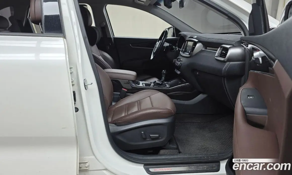 Kia Sorento 2017 2.0 автомат (гидро), фото 16 Kia Sorento 2017 2.0 автомат (гидро), фото 16