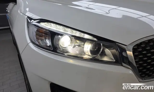 Kia Sorento 2017 2.0 автомат (гидро), миниатюра 8 Kia Sorento 2017 2.0 автомат (гидро), миниатюра 8