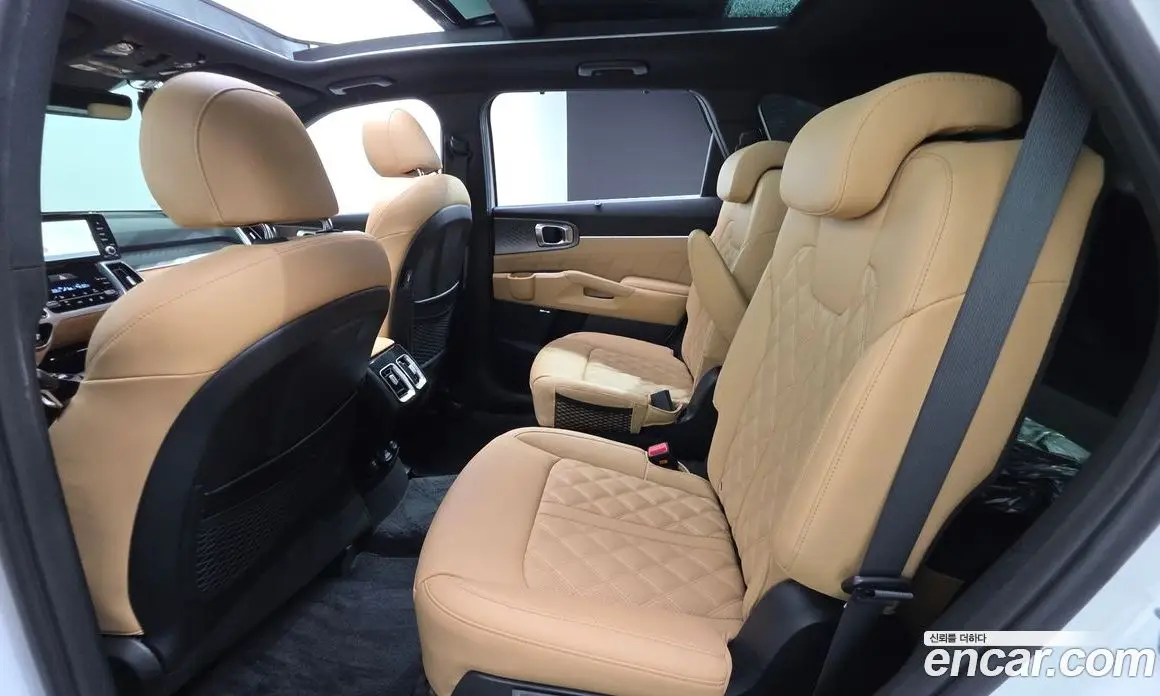 Kia Sorento 2021 2.2 автомат (гидро), фото 16 Kia Sorento 2021 2.2 автомат (гидро), фото 16