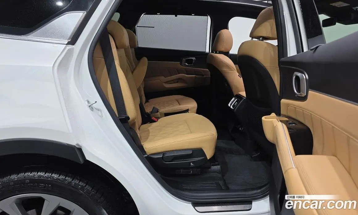 Kia Sorento 2021 2.2 автомат (гидро), фото 18 Kia Sorento 2021 2.2 автомат (гидро), фото 18