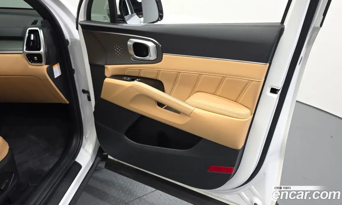 Kia Sorento 2023 1.6 автомат (гидро), фото 14 Kia Sorento 2023 1.6 автомат (гидро), фото 14