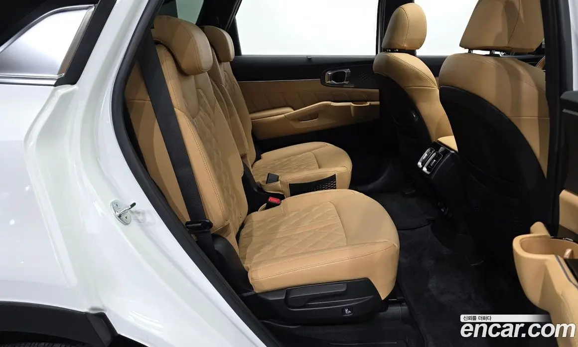 Kia Sorento 2023 1.6 автомат (гидро), фото 18 Kia Sorento 2023 1.6 автомат (гидро), фото 18