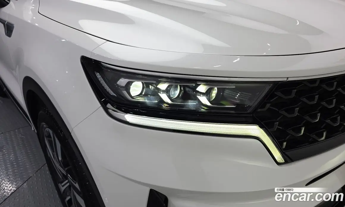 Kia Sorento 2023 1.6 автомат (гидро), фото 8 Kia Sorento 2023 1.6 автомат (гидро), фото 8