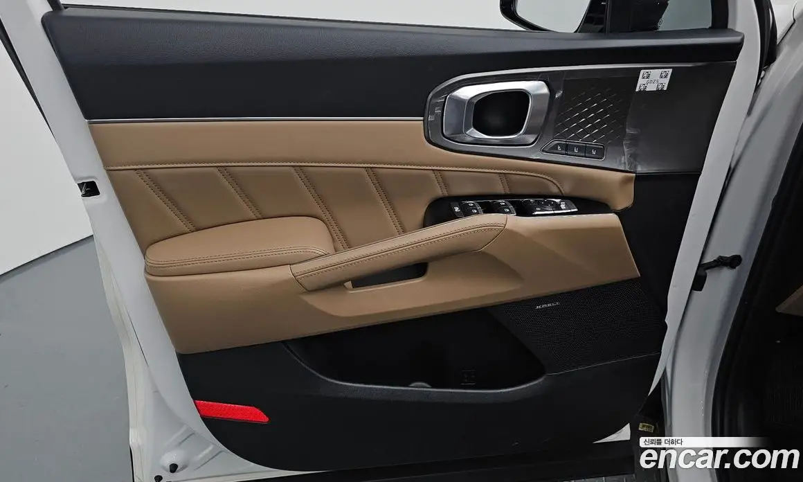 Kia Sorento 2024 1.6 автомат (гидро), фото 14 Kia Sorento 2024 1.6 автомат (гидро), фото 14