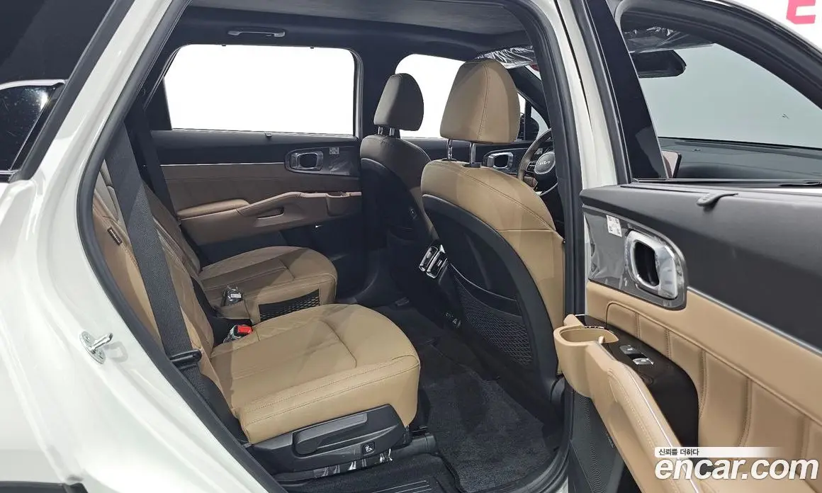 Kia Sorento 2024 1.6 автомат (гидро), фото 16 Kia Sorento 2024 1.6 автомат (гидро), фото 16