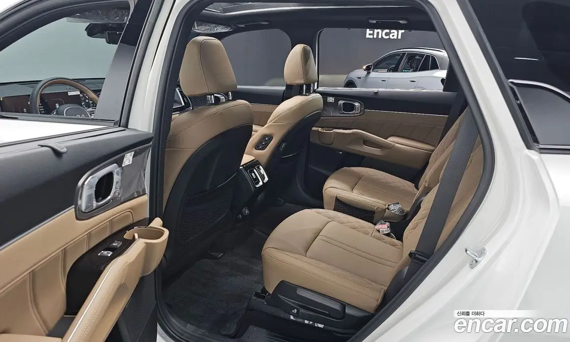 Kia Sorento 2024 1.6 автомат (гидро), фото 18 Kia Sorento 2024 1.6 автомат (гидро), фото 18