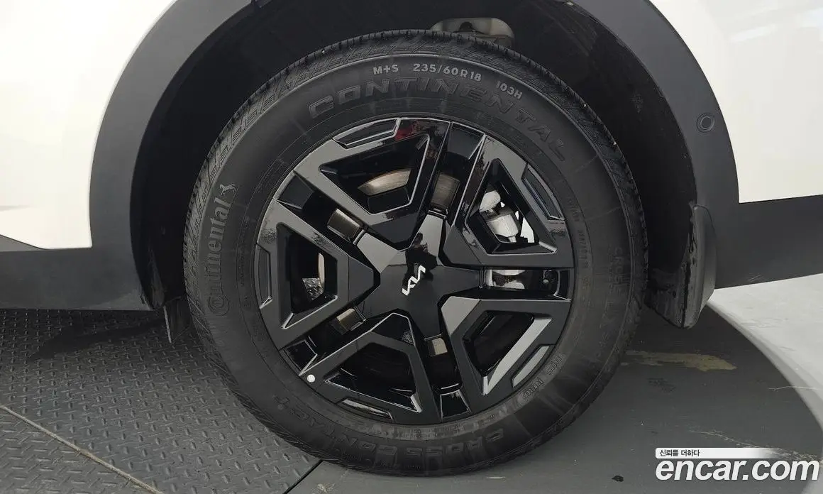 Kia Sorento 2024 1.6 автомат (гидро), фото 7 Kia Sorento 2024 1.6 автомат (гидро), фото 7