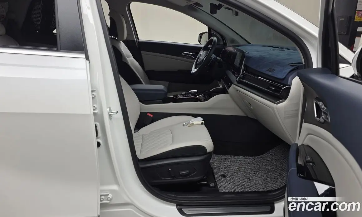 Kia Sportage 2024 1.6 автомат (гидро), фото 16 Kia Sportage 2024 1.6 автомат (гидро), фото 16