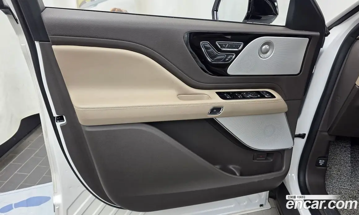 Lincoln Aviator 2023 3.0 автомат (гидро), фото 14