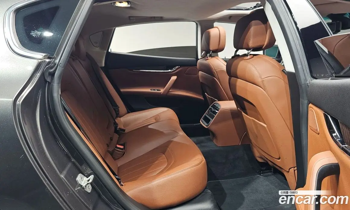 Maserati Quattroporte 2016 3.0 автомат (гидро), фото 16 Maserati Quattroporte 2016 3.0 автомат (гидро), фото 16