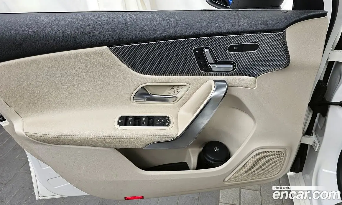 Mercedes-Benz A-Class 2019 2.0 автомат (гидро), фото 13 Mercedes-Benz A-Class 2019 2.0 автомат (гидро), фото 13