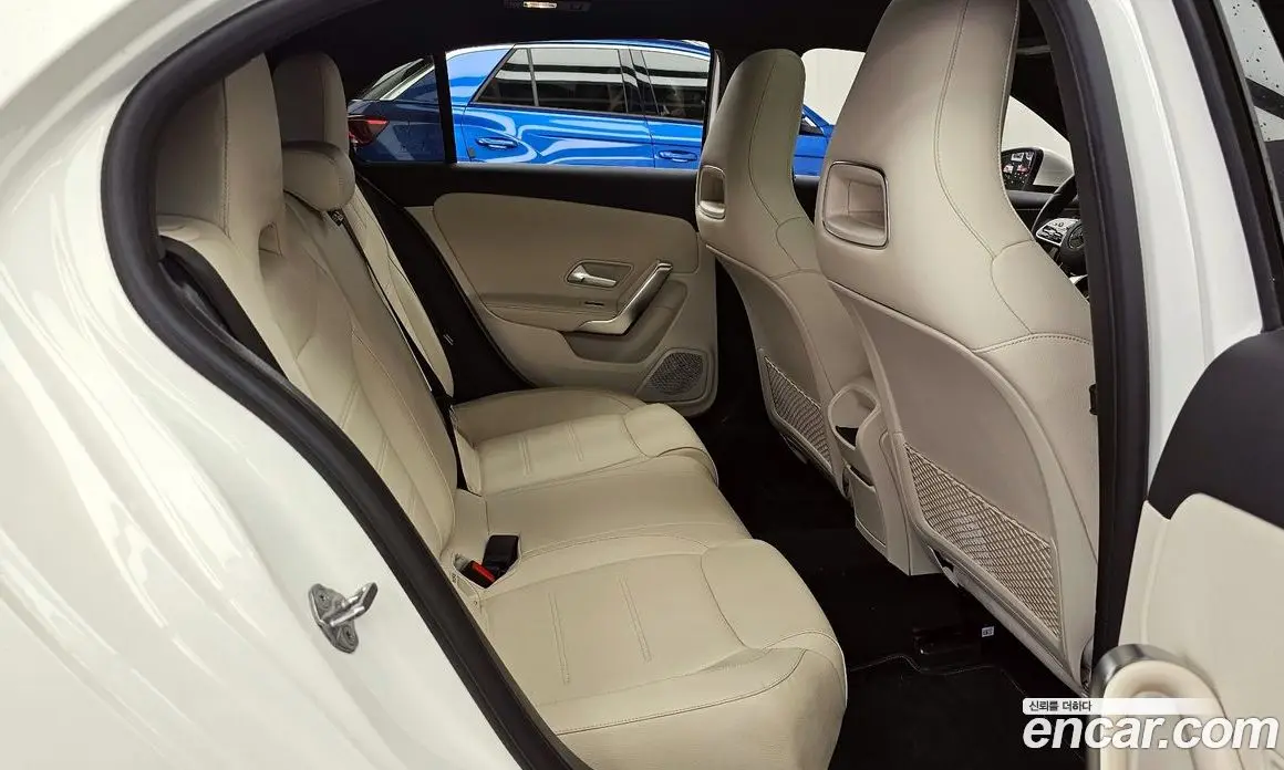 Mercedes-Benz A-Class 2019 2.0 автомат (гидро), фото 17 Mercedes-Benz A-Class 2019 2.0 автомат (гидро), фото 17