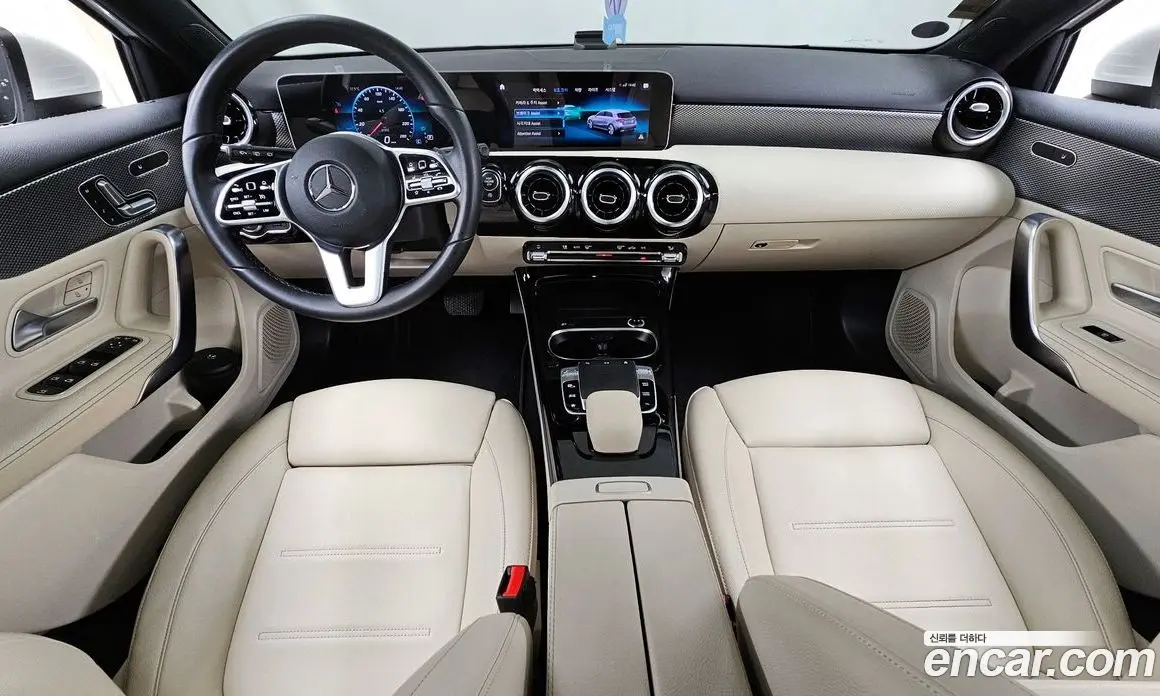 Mercedes-Benz A-Class 2019 2.0 автомат (гидро), фото 9 Mercedes-Benz A-Class 2019 2.0 автомат (гидро), фото 9