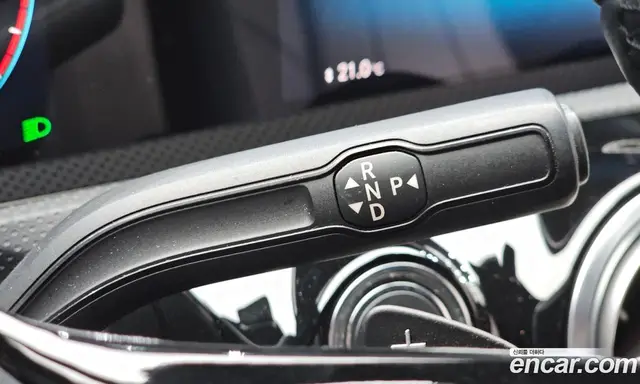 Mercedes-Benz A-Class 2021 2.0 автомат (гидро), миниатюра 12