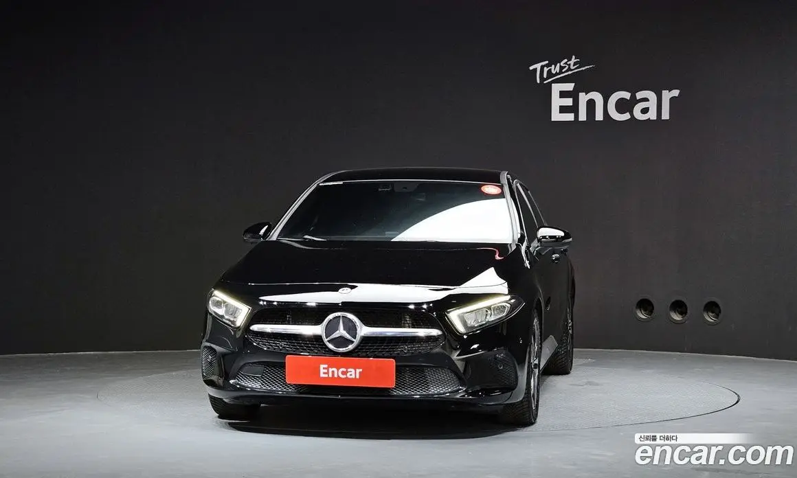 Mercedes-Benz A-Class 2021 2.0 автомат (гидро), фото 3