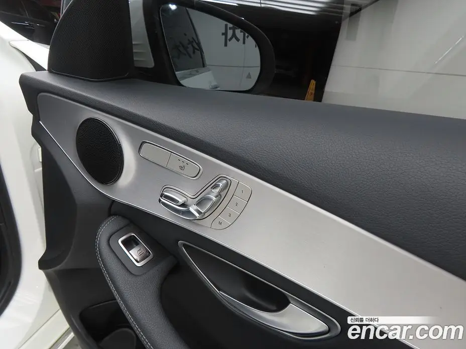 Mercedes-Benz C-Class 2017 2.0 автомат (гидро), фото 17 Mercedes-Benz C-Class 2017 2.0 автомат (гидро), фото 17