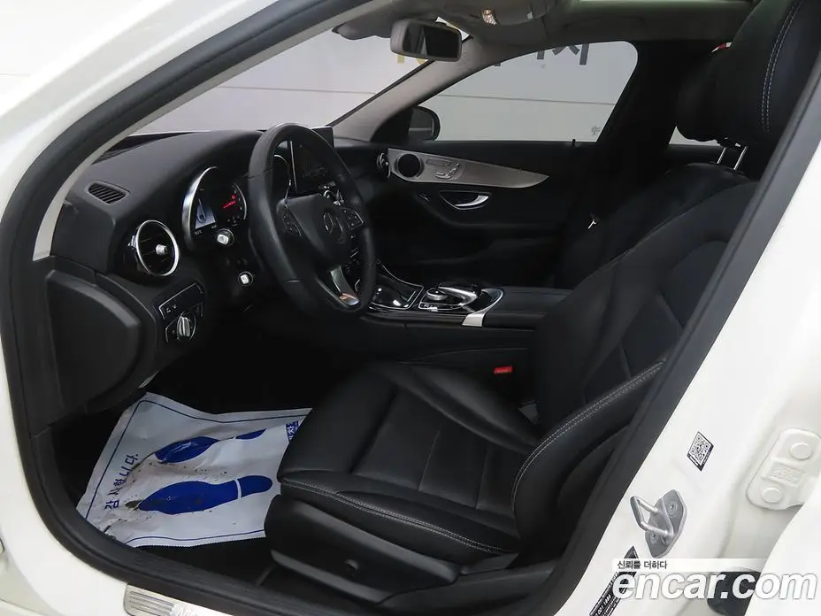 Mercedes-Benz C-Class 2017 2.0 автомат (гидро), фото 5 Mercedes-Benz C-Class 2017 2.0 автомат (гидро), фото 5