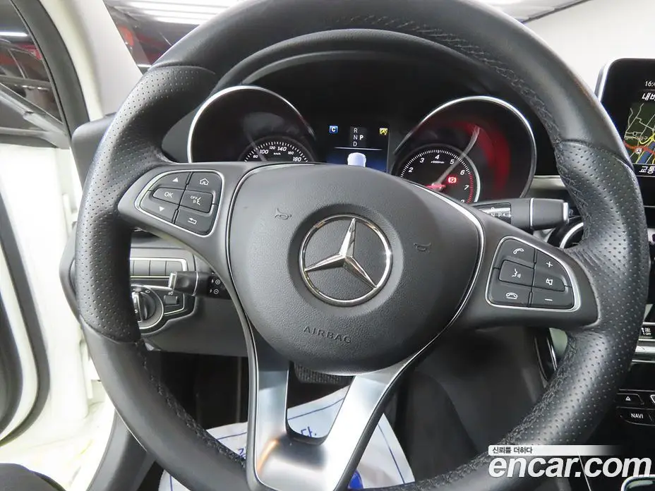 Mercedes-Benz C-Class 2017 2.0 автомат (гидро), фото 8 Mercedes-Benz C-Class 2017 2.0 автомат (гидро), фото 8