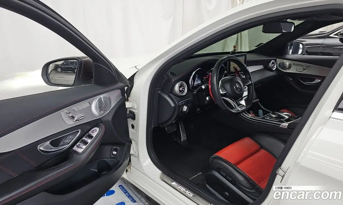 Mercedes-Benz C-Class 2018 4.0 автомат (гидро), фото 13