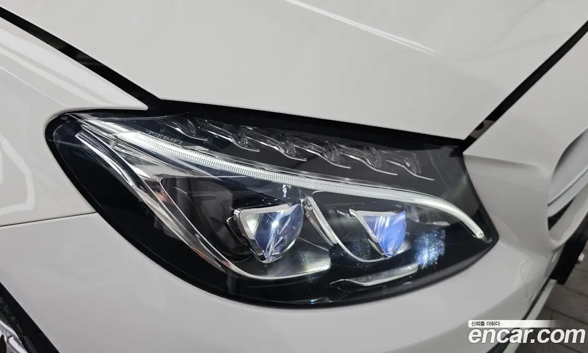 Mercedes-Benz C-Class 2018 4.0 автомат (гидро), фото 8