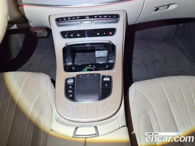 Mercedes-Benz CLS-Class 2022 2.0 автомат (гидро), миниатюра 6