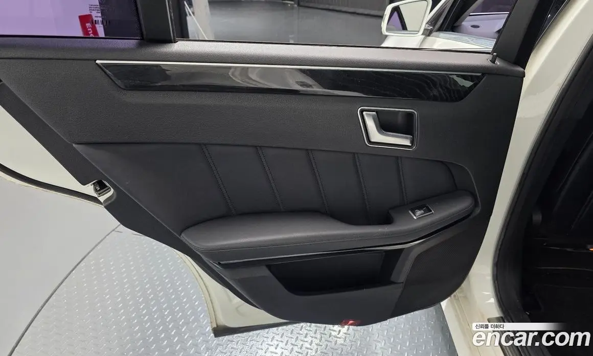 Mercedes-Benz E-Class 2013 2.1 автомат (гидро), фото 15 Mercedes-Benz E-Class 2013 2.1 автомат (гидро), фото 15
