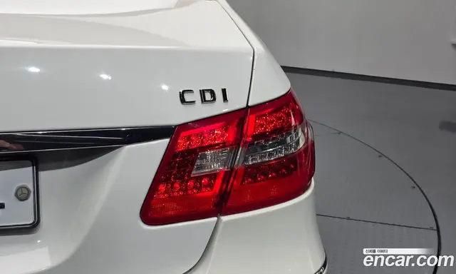 Mercedes-Benz E-Class 2013 2.1 автомат (гидро), миниатюра 9 Mercedes-Benz E-Class 2013 2.1 автомат (гидро), миниатюра 9