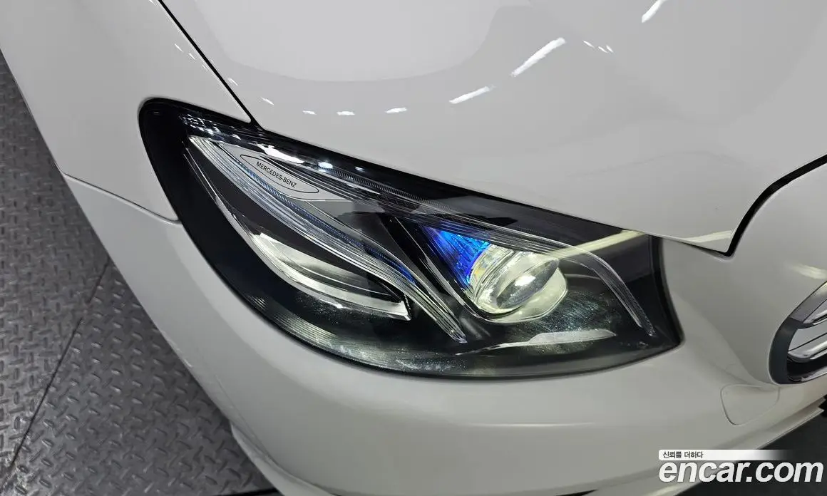 Mercedes-Benz E-Class 2017 2.0 автомат (гидро), фото 8 Mercedes-Benz E-Class 2017 2.0 автомат (гидро), фото 8