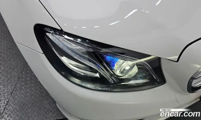 Mercedes-Benz E-Class 2017 2.0 автомат (гидро), миниатюра 8 Mercedes-Benz E-Class 2017 2.0 автомат (гидро), миниатюра 8
