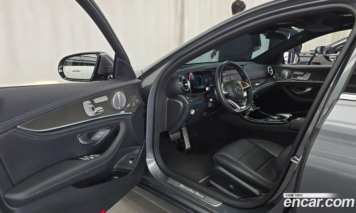 Mercedes-Benz E-Class 2017 2.0 автомат (гидро), фото 13 Mercedes-Benz E-Class 2017 2.0 автомат (гидро), фото 13