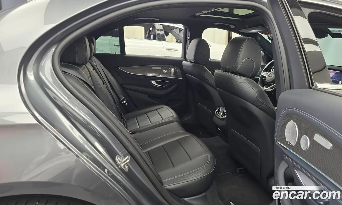 Mercedes-Benz E-Class 2017 2.0 автомат (гидро), фото 17 Mercedes-Benz E-Class 2017 2.0 автомат (гидро), фото 17